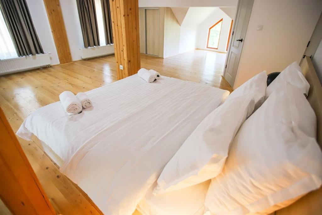 Kassa Villa Бран Екстериор снимка